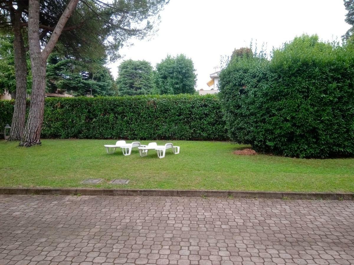 Willa Il Capriccio Di Silvia Sirmione Zewnętrze zdjęcie